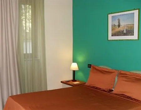 Maria Hotel 3*