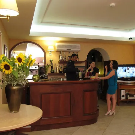 Maria Hotel 3*